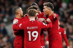 Salah lập cú đúp, Liverpool đả bại Tottenham