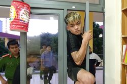 Học trò cũ đột nhập vào trường lấy cắp 16 chiếc máy tính xách tay