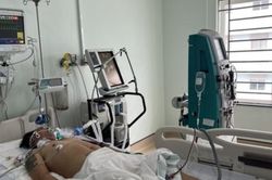 Kiên Giang: Ba người tử vong do ngộ độc rượu