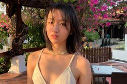 Diễn viên 18 tuổi được Cổ Thiên Lạc o bế