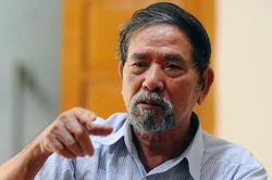 Nhà văn của 'thời xa vắng' đã về nơi xa lắm