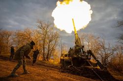 Tổng thống Mỹ Biden nói Ukraine tự quyết chuyện nhượng đất