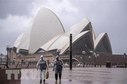 Australia: Nguy cơ bùng phát dịch COVID-19 do dòng phụ XBB