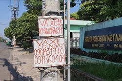 Vĩnh Phúc: 'Mạnh tay' với nạn dán tờ rơi, quảng cáo tràn lan