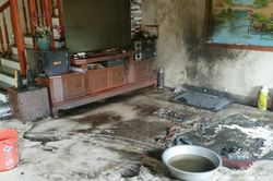 Vụ 3 người con gái đốt nhà mẹ và lời chia sẻ của những người con rể: 'Cô ấy đã khóc lóc nói hối hận'