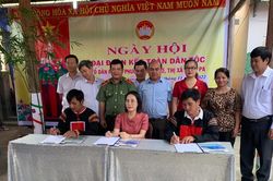 Giám đốc Công an tỉnh Rah Lan Lâm dự Ngày hội Đại đoàn kết toàn dân tộc tại thị xã Ayun Pa