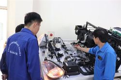 Tăng cường hợp tác với doanh nghiệp trong đào tạo