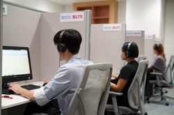Nhiều cơ sở thiếu hồ sơ khiến việc thi IELTS chưa thể được tổ chức