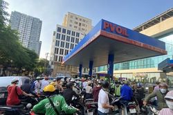 Yêu cầu giám sát, xử lý vi phạm và ký cam kết với doanh nghiệp kinh doanh xăng dầu