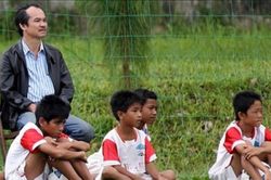 Sự tử tế của bầu Đức và nghịch cảnh nợ tiền, bỏ đội ở V.League