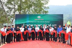 Khánh thành Cầu nối yêu thương số 100