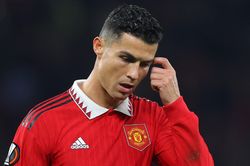 Ronaldo: 'Tôi bị Man Utd phản bội'