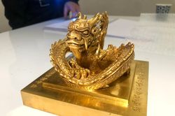 Nhà đấu giá Pháp đồng ý chuyển giao ấn vàng 'Hoàng đế chi bảo' cho Việt Nam