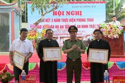 Phong trào 'Giáo xứ, giáo họ an toàn về an ninh trật tự'