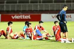 V.League 2022: Thất vọng nhà đương kim vô địch