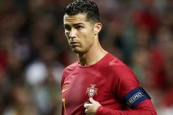 Cầu thủ Bồ Đào Nha phủ nhận Ronaldo gây bất đồng nội bộ