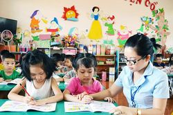 Năm 2025, 100% cơ sở giáo dục đưa quyền con người vào chương trình học