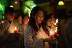 Năm pháp thực hành của cư sĩ: (1) Xa lìa sát sinh