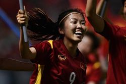 Người đại diện: 'Huỳnh Như khiến cả đội Bồ Đào Nha bất ngờ'