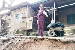 Phập phồng theo sóng ven sông!