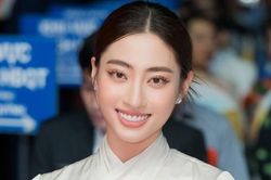 Lương Thùy Linh làm trợ giảng đại học ở tuổi 22