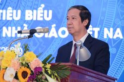 Bộ trưởng Bộ GD-ĐT: 'Không thể chỉ ngồi than vãn về sự tụt hậu'