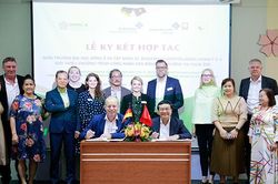 Đức tiếp nhận sinh viên ngành Điều dưỡng Đại học Đông Á sang thực tập và làm việc