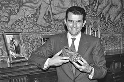 Salvatore Ferragamo: Từ nông dân nghèo đến ông hoàng ngành giày dép xa xỉ