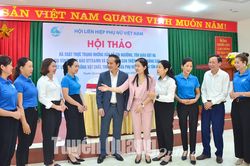 Hỗ trợ nâng cao chất lượng đời sống vật chất, tinh thần của phụ nữ DTTS theo tôn giáo