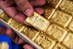 Giá vàng hôm nay 20/11/2022: Tuần tới, giá vàng nhận dự báo kém tươi sáng
