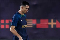 Chelsea sẵn sàng vào cuộc nếu MU 'tống cổ' Ronaldo sau World Cup 2022