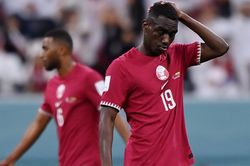 Qatar là đội chủ nhà tệ nhất lịch sử World Cup?