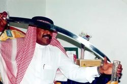 Saudi Arabia xử tử 12 người bằng kiếm