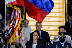 Mỹ 'không lay chuyển' cam kết với Philippines, khẳng định bảo vệ chuẩn mực quốc tế liên quan đến Biển Đông