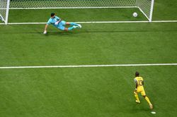 Người hùng của tuyển Ecuador ghi bàn thắng lịch sử tại World Cup
