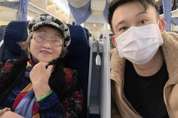 Em trai Hoài Linh đưa mẹ sang Mỹ