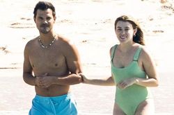 Tuần trăng mật tại Mexico của 'Người Sói' Taylor Lautner