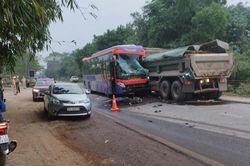 Tai nạn giao thông liên hoàn, 2 người tử vong tại chỗ