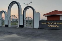 Công viên 40 tỷ đồng vừa đưa vào sử dụng đã hư hỏng nghiêm trọng