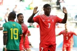 Lý do Embolo không ăn mừng khi ghi bàn đầu tiên tại World Cup