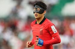 Son Heung-min gặp sự cố ở trận gặp Uruguay
