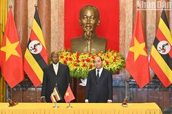 Lễ ký các văn kiện hợp tác giữa Việt Nam và Uganda