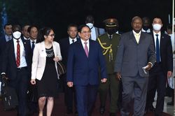 Thủ tướng Phạm Minh Chính hội kiến Tổng thống Uganda