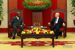 Tổng Bí thư: Chuyến thăm của Tổng thống Uganda mở ra giai đoạn phát triển mới