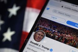 Tỷ phú Elon Musk trưng cầu ý kiến người dùng về khôi phục các tài khoản bị khóa trên Twitter