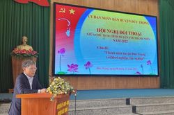 Chủ tịch UBND huyện Đức Trọng đối thoại với thanh niên