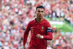 Thể thao Thể thao Tâm điểm Ronaldo