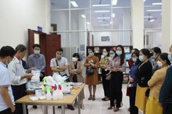 Văn hóa - Nghệ thuật Thông tin văn hóa Tập huấn bảo quản, phục hồi tài liệu Hán – Nôm cho người làm công tác thư viện
