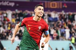 Ronaldo lập kỳ tích ghi bàn trong lịch sử World Cup