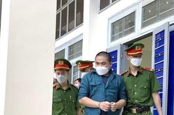 Bình Thuận: Cầm cây cào đá đánh vào đầu đồng nghiệp, đối tượng lãnh án